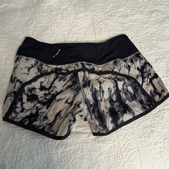 Lululemon shorts - Picture 2 of 3